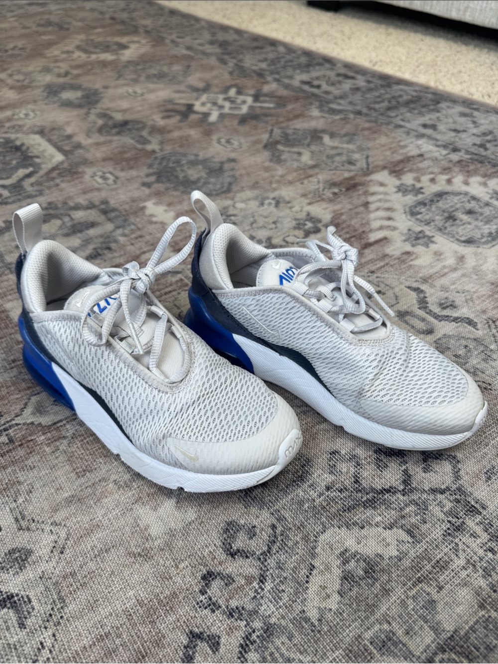 Nike Kids White and Blue 270 AirMax